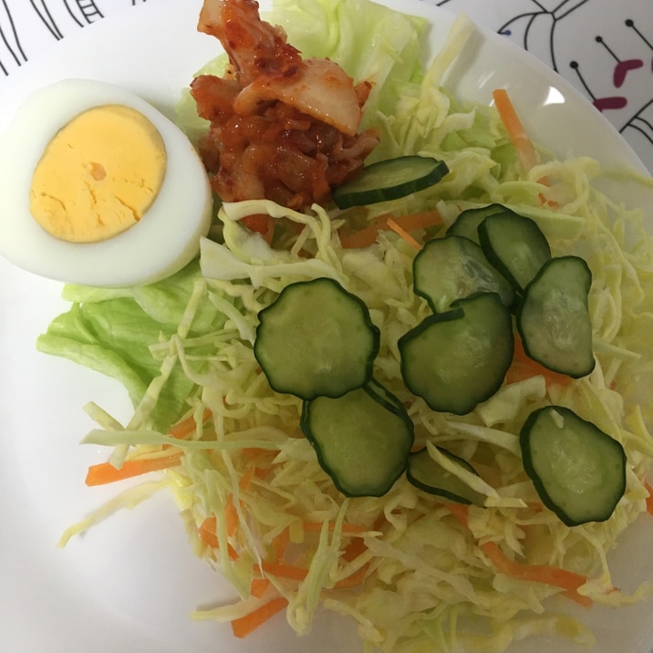 白菜キムチの生野菜サラダ(^^)